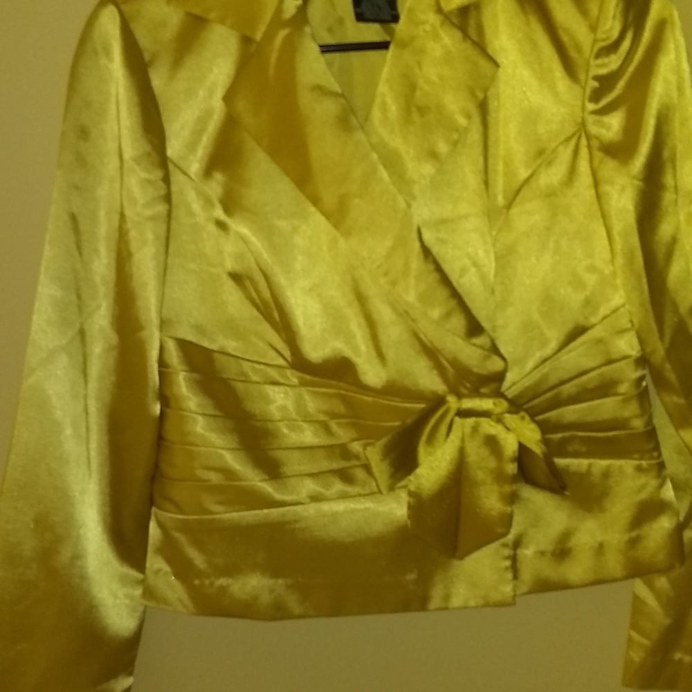Gold jacket - Picture 3 of 6